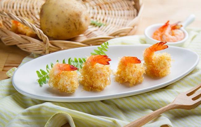 Tôm mà đem chiên kiểu này ăn cơm cũng ngon mà ăn tiệc lại càng chuẩn - Ảnh 7 Tôm mà đem chiên kiểu này ăn cơm cũng ngon mà ăn tiệc lại càng chuẩn - Ảnh 7